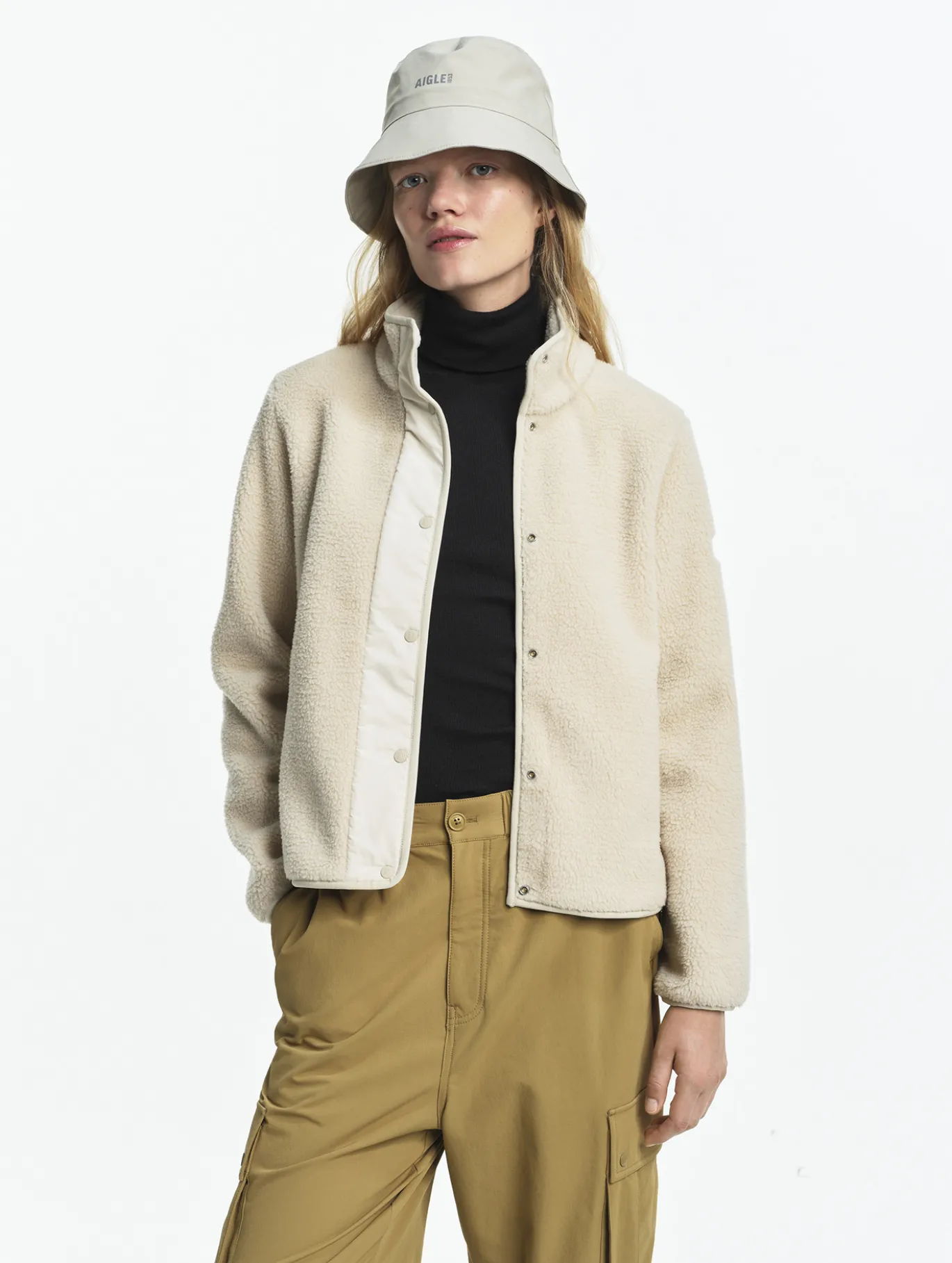 Blouson boutonné en sherpa - Beige