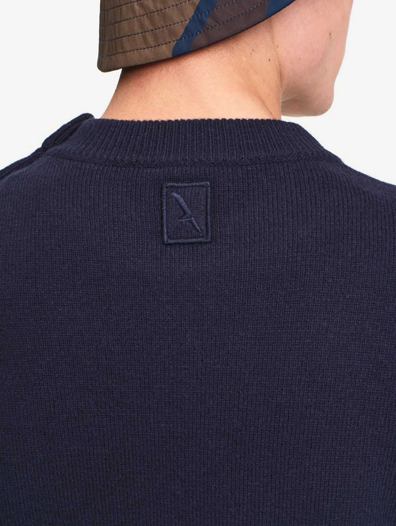 Pull marin à col rond et boutonnage épaule - Bleu