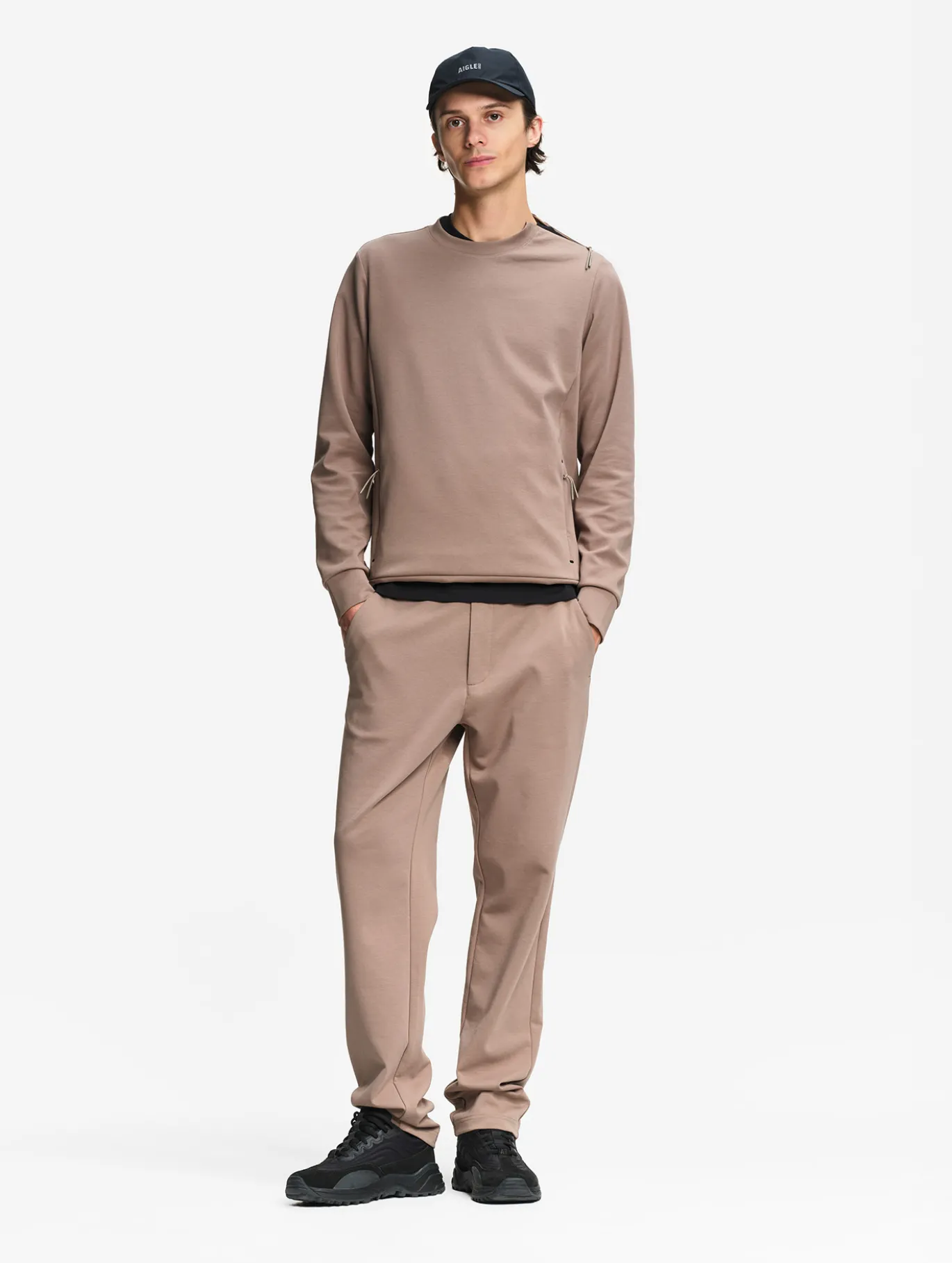 Sweatshirtcol ras du cou anti-UV avec poches zippées - Marron