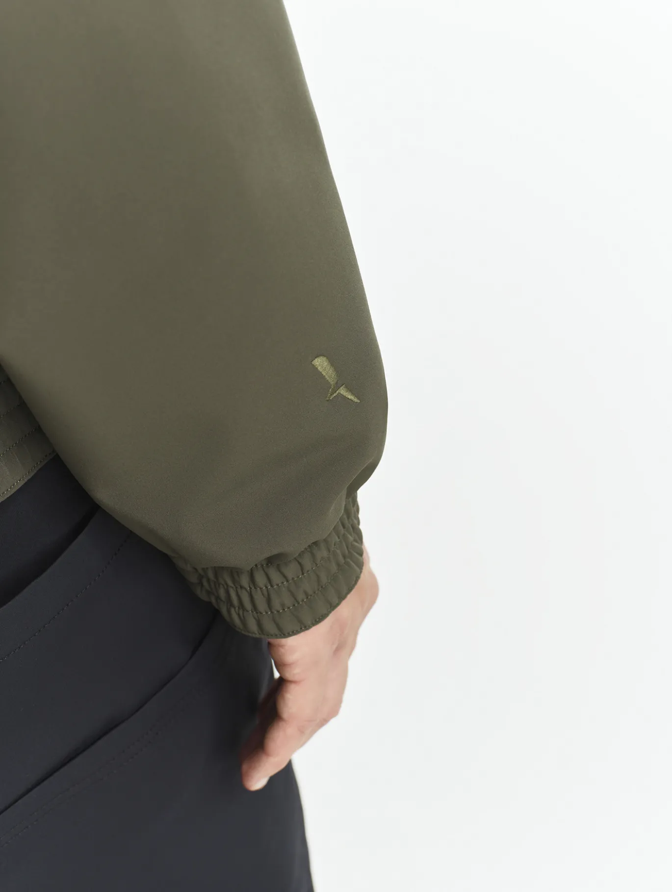 Veste zippée softshell à capuche coupe-vent - Kaki