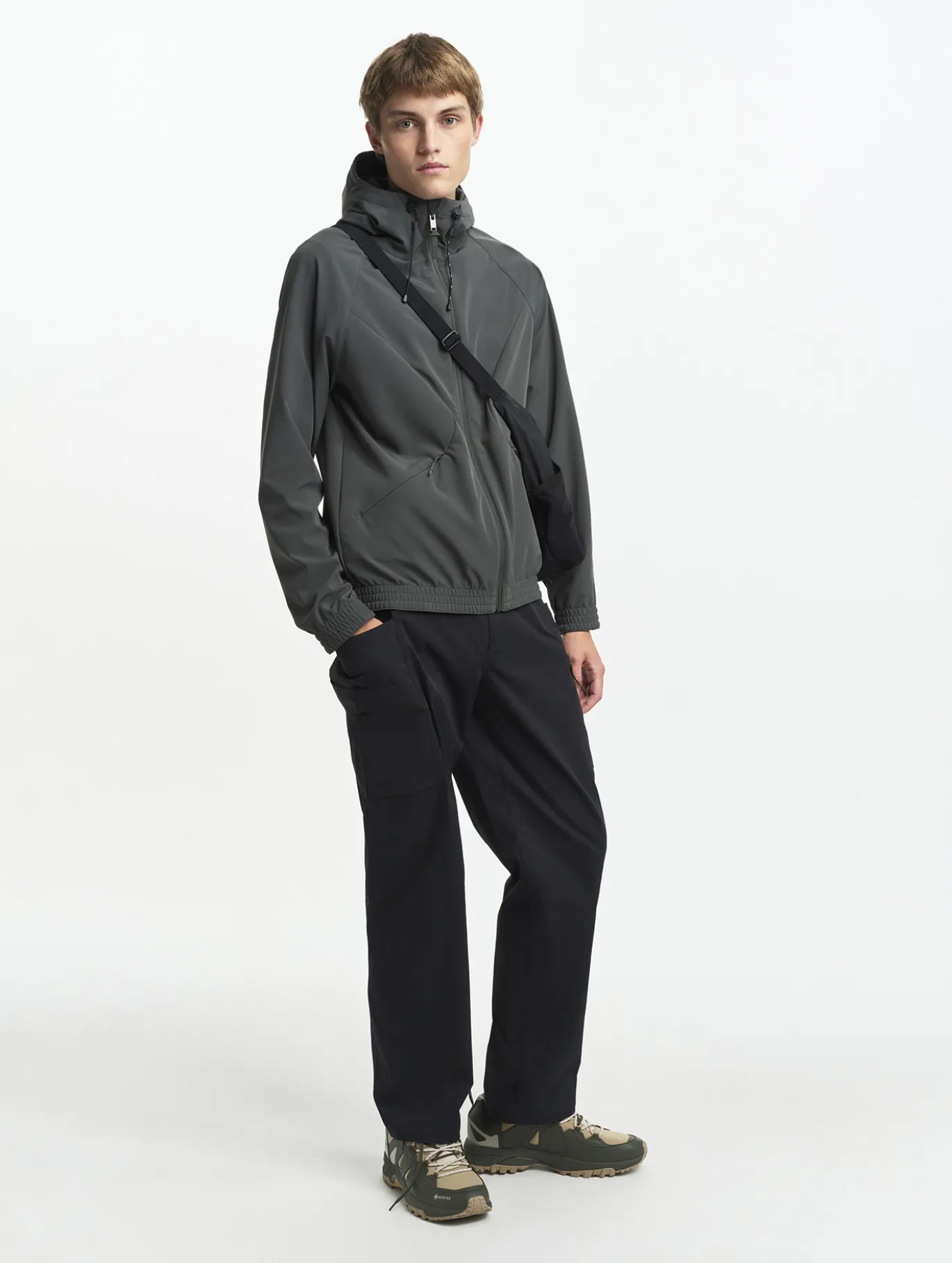 Veste zippée softshell à capuche coupe-vent - Gris